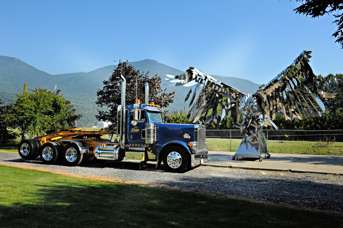 About the Wowtrucks® Calendar Canada's Big Rig Calendar Wowtrucks